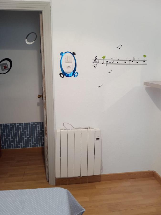 Habitacion Privada En Pleno Centro De Madrid Bagian luar foto